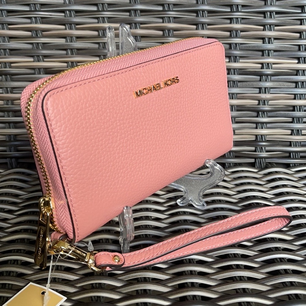 Michael Kors Jet Set Travel Lg Flat Multifunctional Phone Case-Wristlet-Wallet - Picture 16 of 16